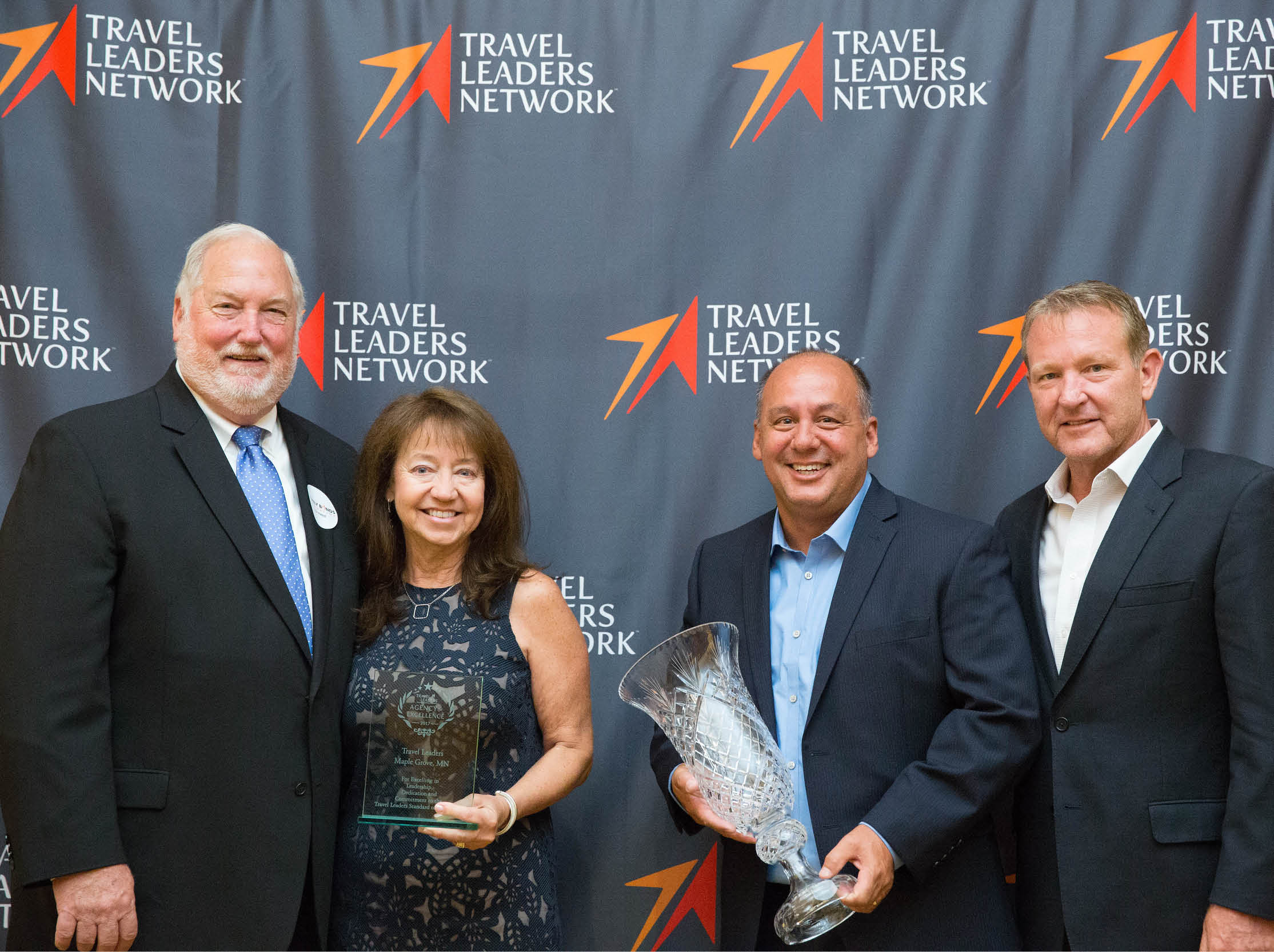 travel leaders host agency